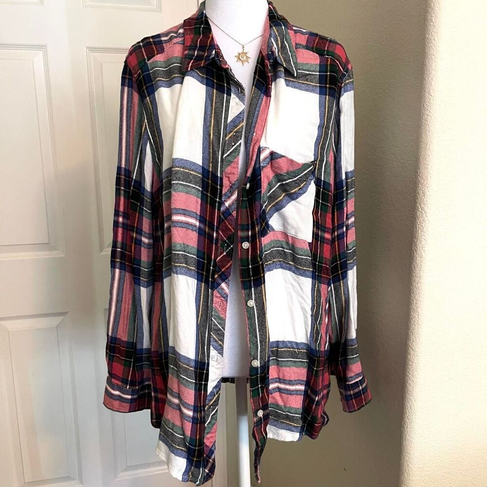 Arizona Jeans plaid button down shirt - size 1x (junior sizing)